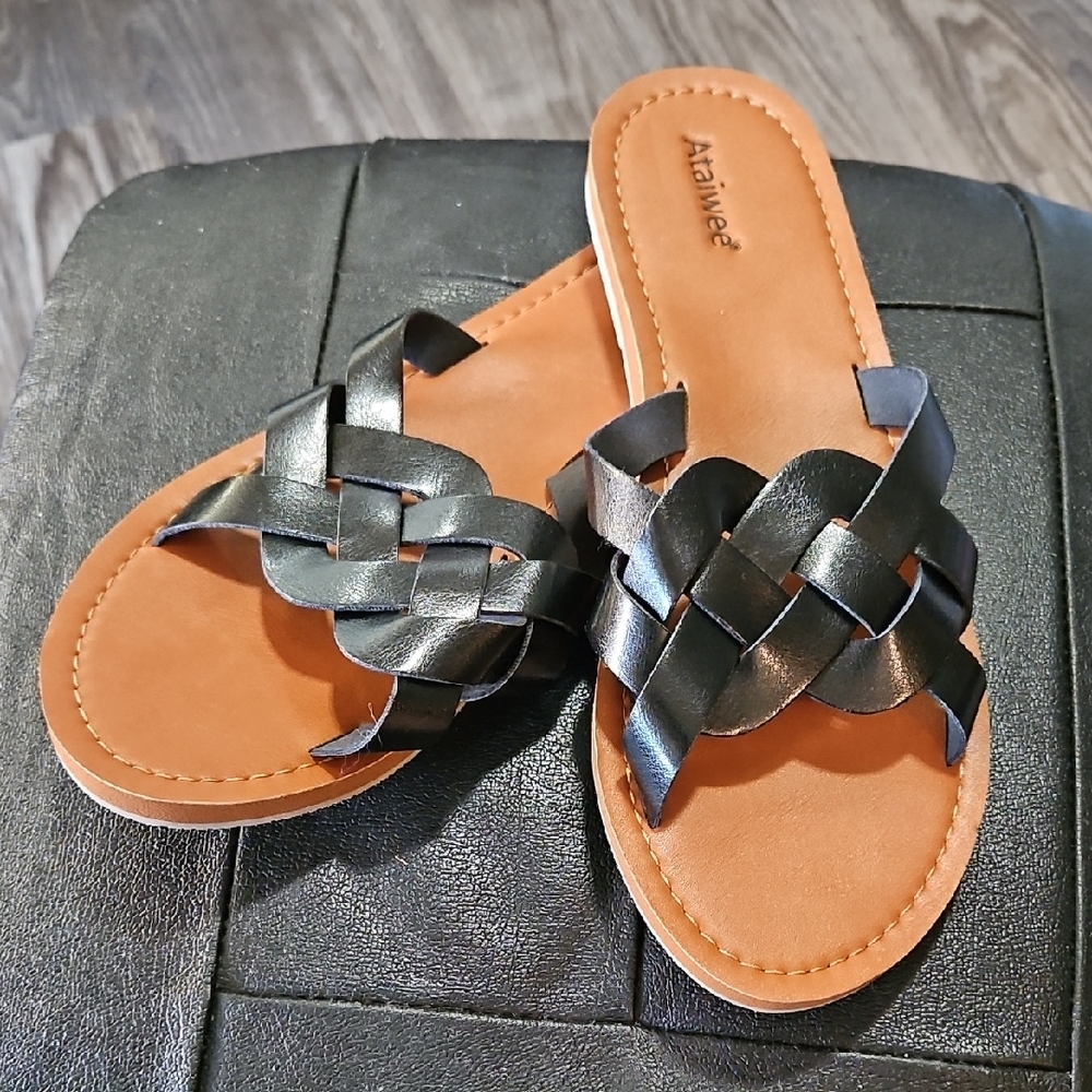 Ataiwee Black and Tan Woven Sandals